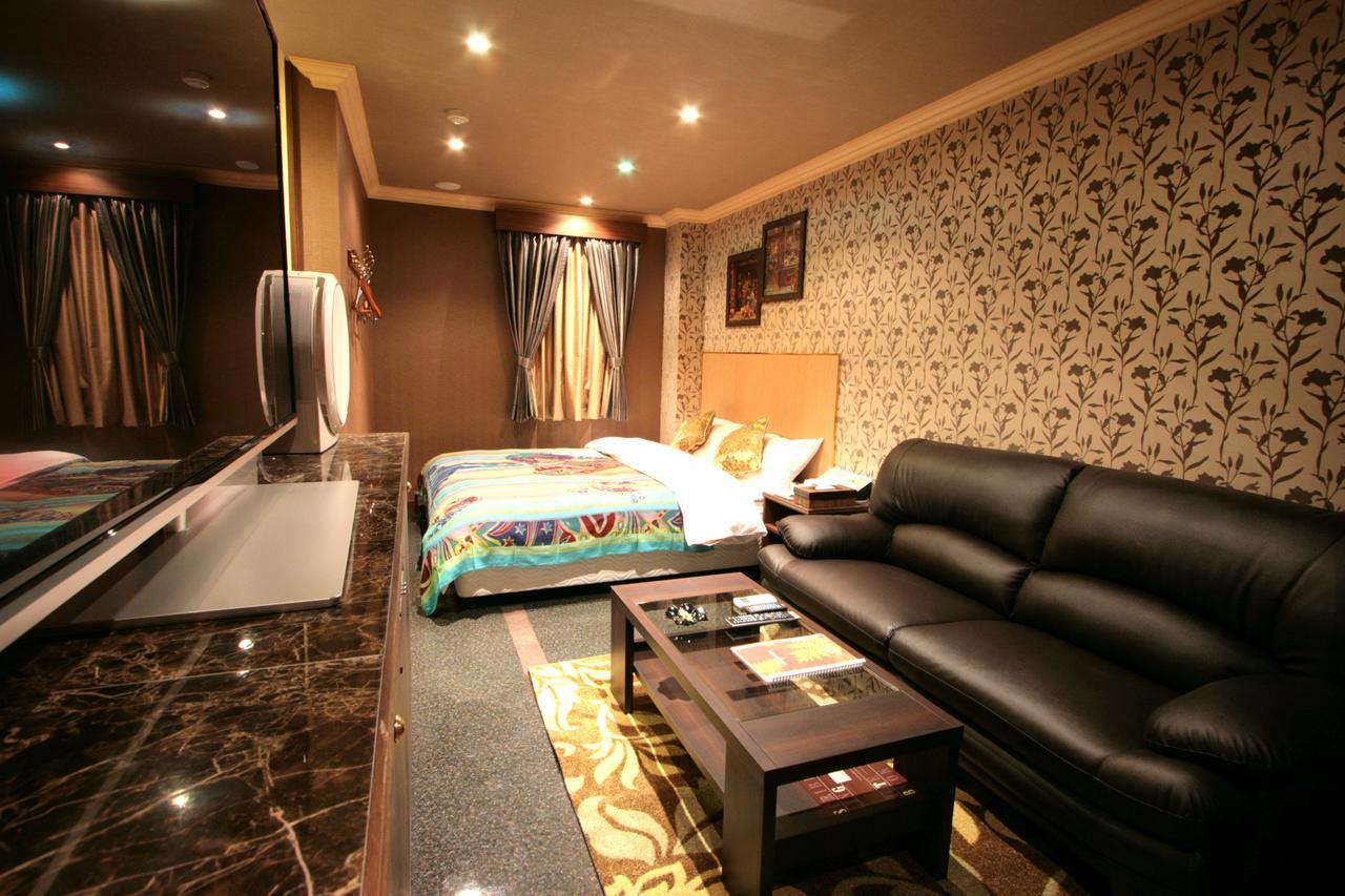 Sari Seki Inter (Adults Only) Hotell Kameyama Exteriör bild