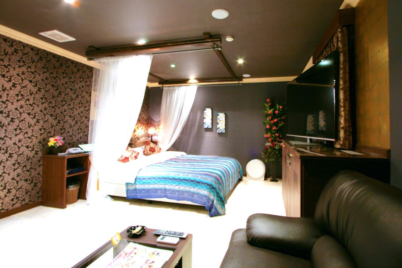 Sari Seki Inter (Adults Only) Hotell Kameyama Exteriör bild