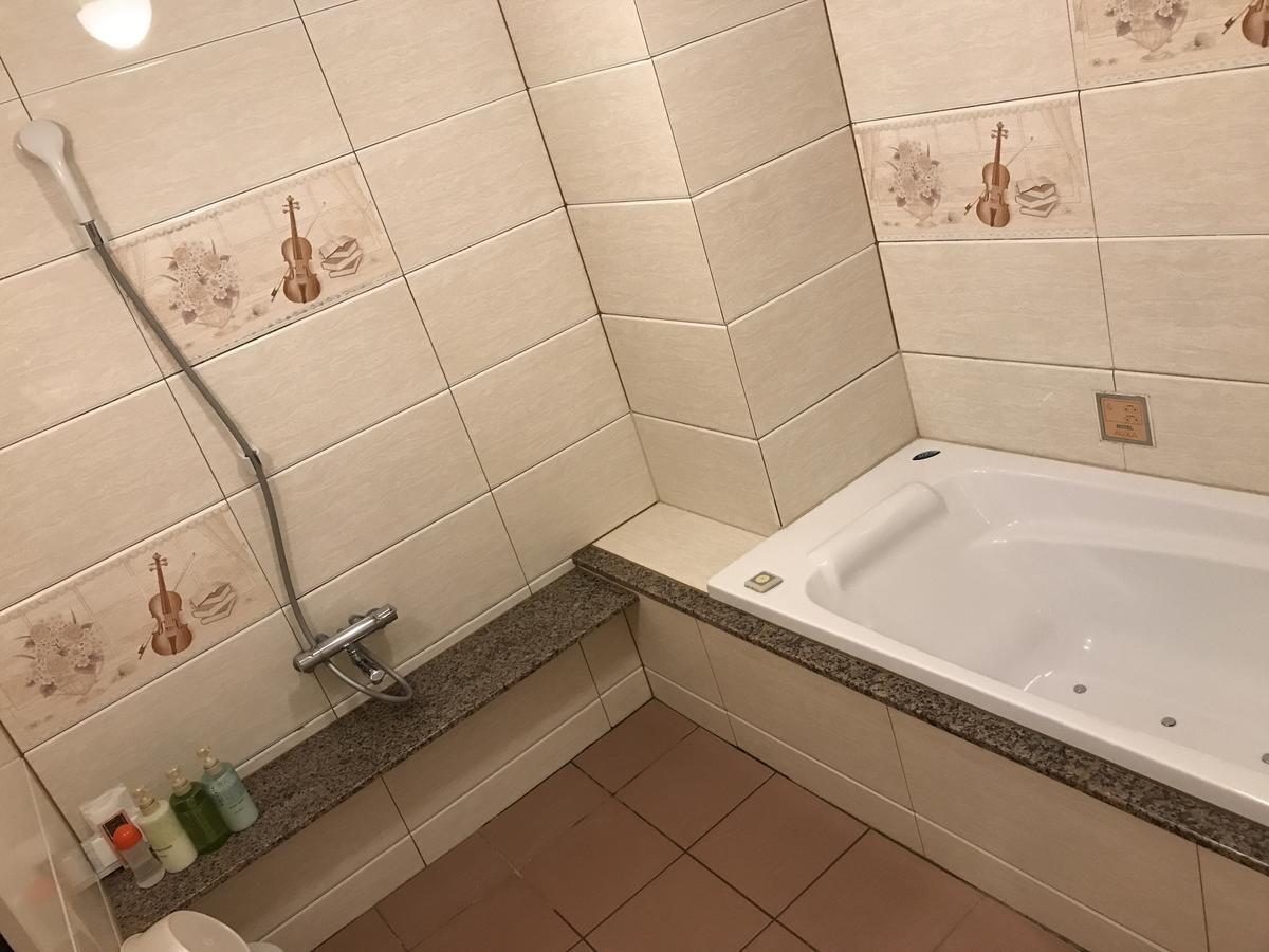 Sari Seki Inter (Adults Only) Hotell Kameyama Exteriör bild